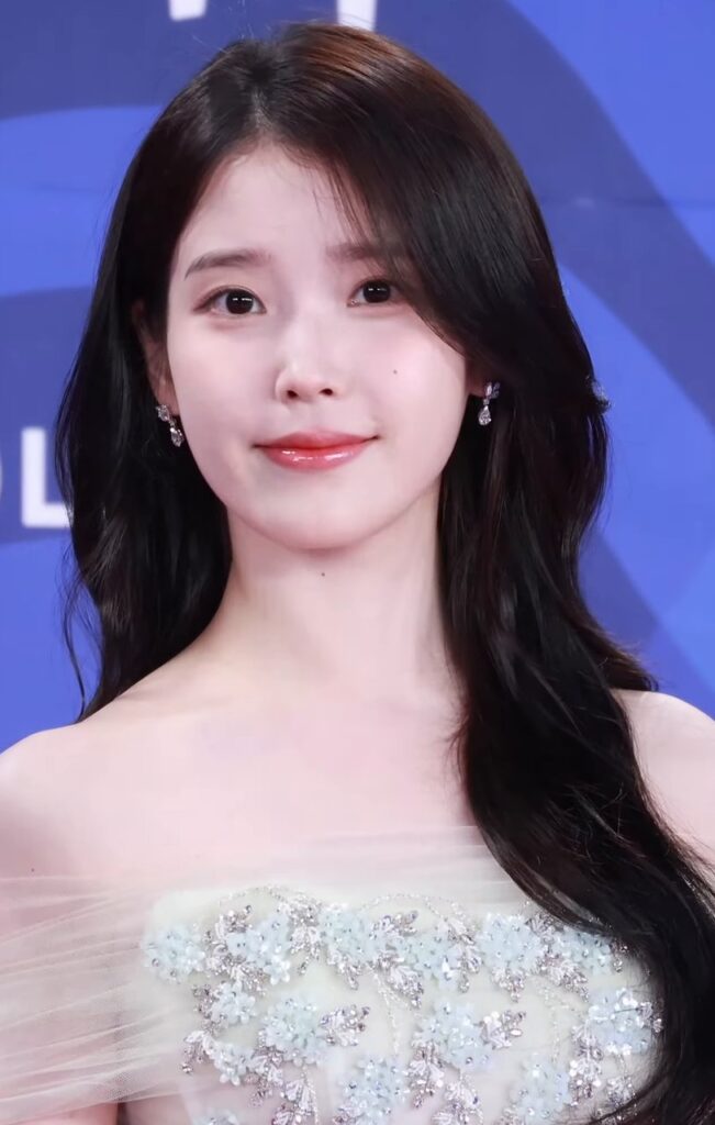 IU メイン画像