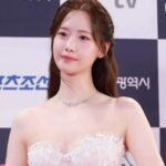 YOONA (윤아)
