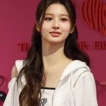 SULLYOON (설윤)