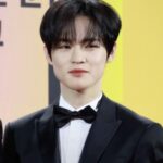 CHENLE (천러)