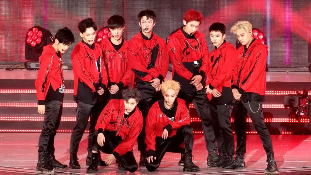 EXO メイン画像