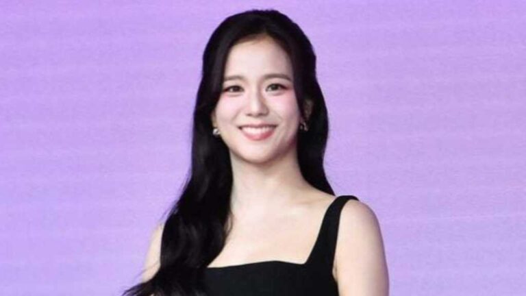 【続報】BLACKPINKジス衣装問題、デザイナーが「ジス非難の意図なし」と正式釈明