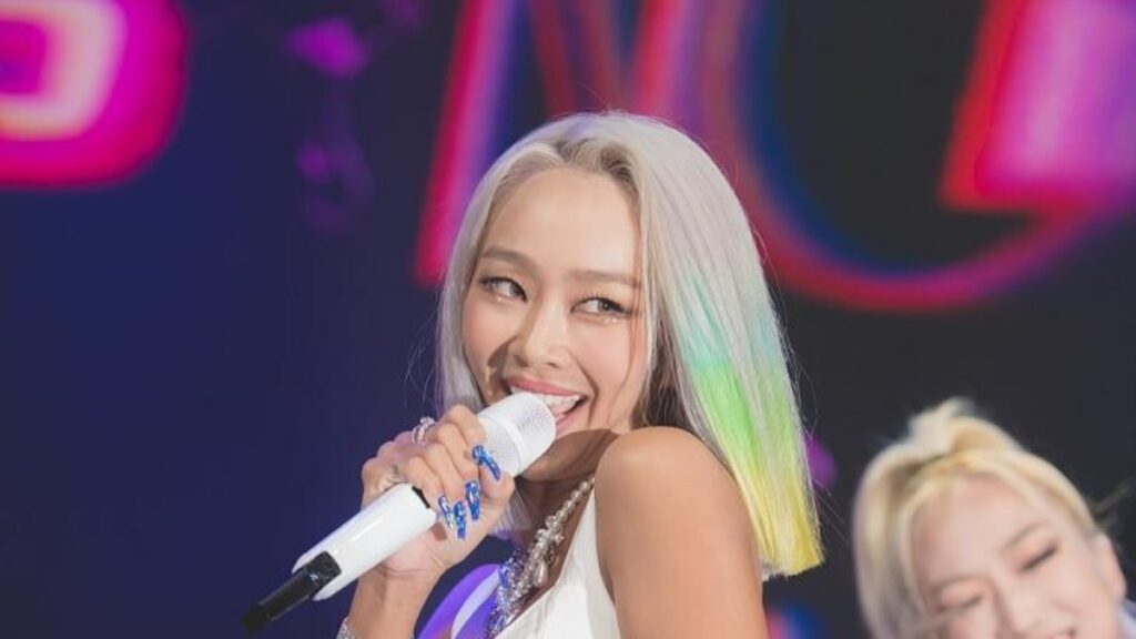 HYOLYN、健康問題で緊急入院し公演中止