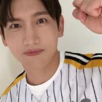 東方神起チャンミン、LGツインズ応援の姿披露
