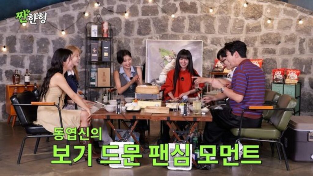MAMAMOO、リーダーSOLAR中心の完全体カムバック