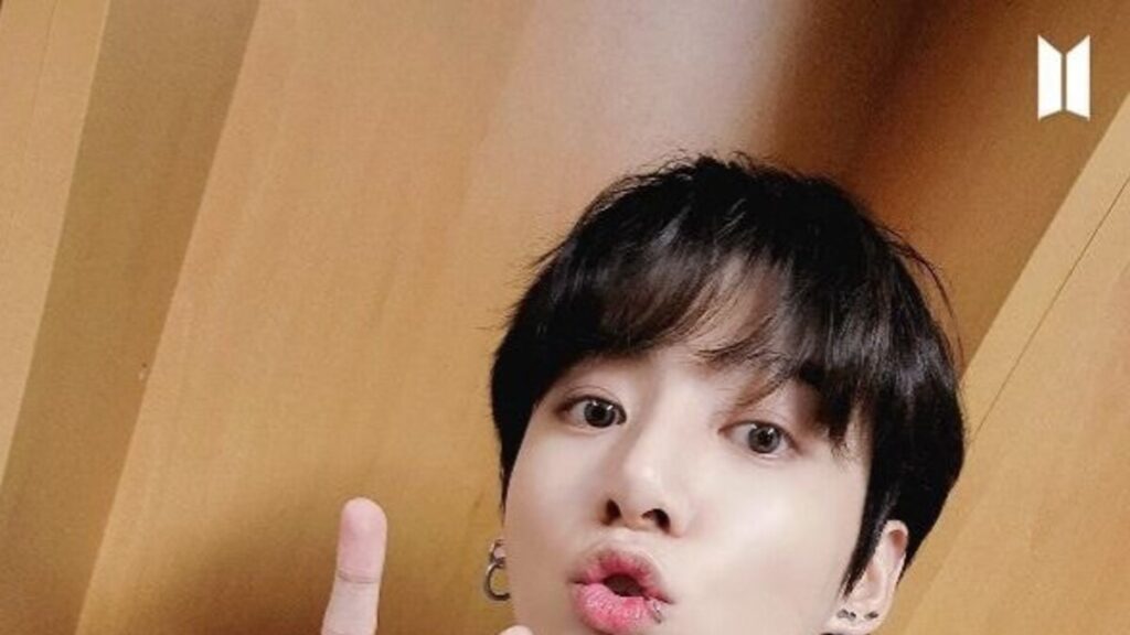 BTS JUNGKOOK、Drakeフォローでファン反応集中