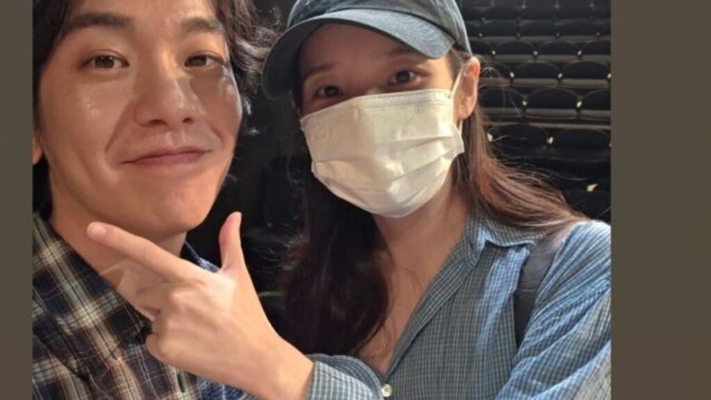 IU、演劇観賞で元恋人話題無視