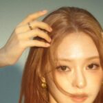 fromis_9 いなけい、金色の瞳でカムバック準備