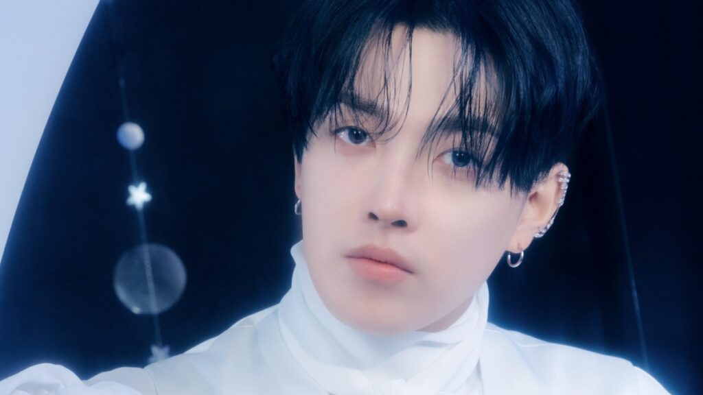 ATEEZホンジュン、肋骨骨折と診断される