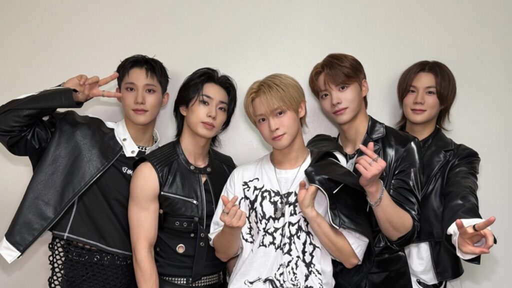 ASC2NT、ミニ2集「Still with you」初動5万枚突破