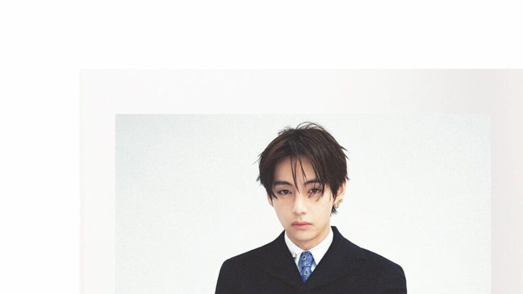 BTS V、パリ・ファッションウィーク控えスーツ姿