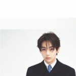 BTS V、パリ・ファッションウィーク控えスーツ姿