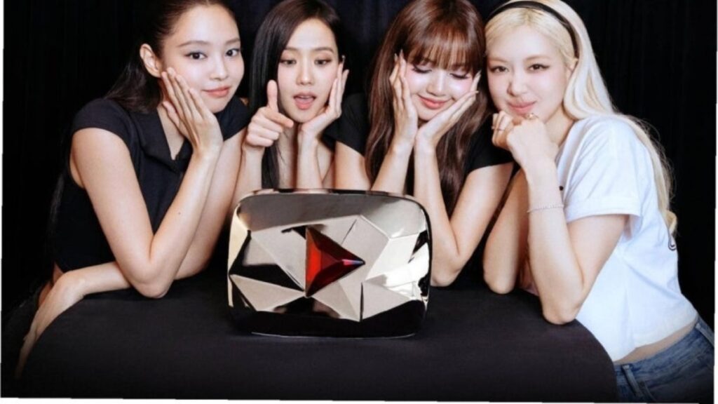 BLACKPINK、K-POP初の文化勲章最高位受章