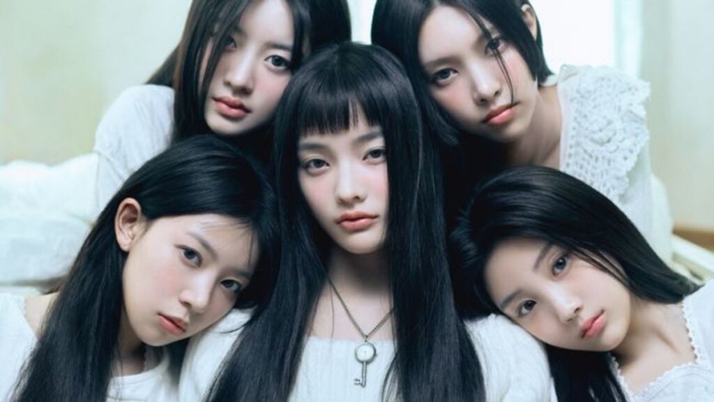 ILLIT、デビューアルバム収録曲が億超え達成